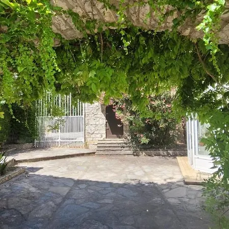 Le Domaine Du Soulier Tilleul Hotel